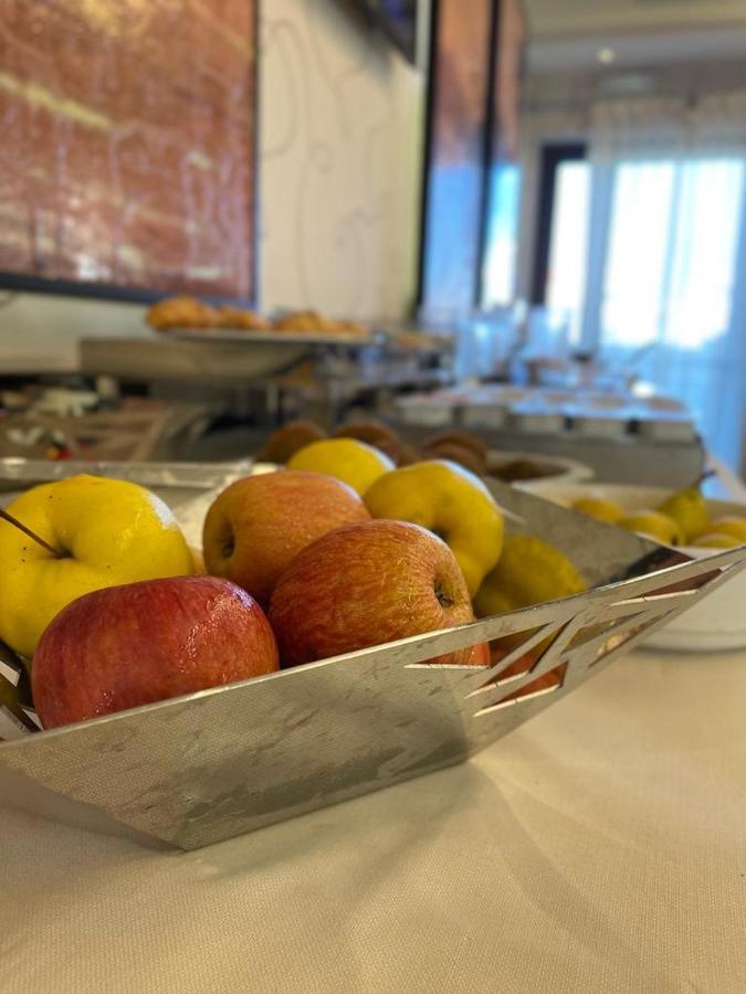 Hotel מילאצו מראה חיצוני תמונה