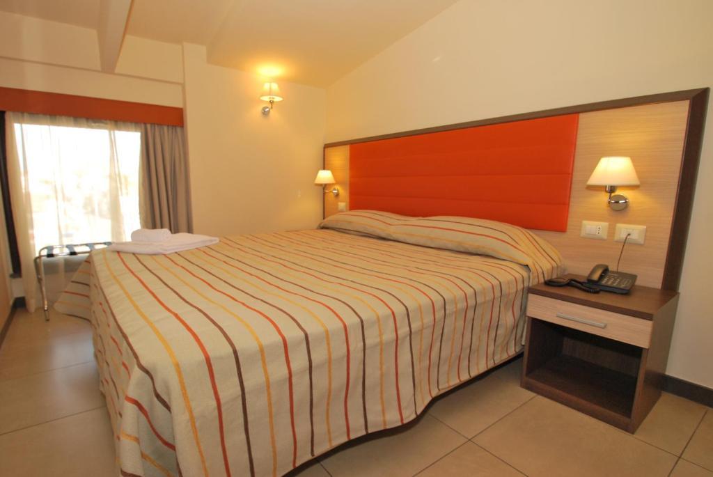 Hotel מילאצו מראה חיצוני תמונה