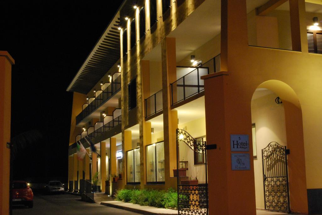 Hotel מילאצו מראה חיצוני תמונה